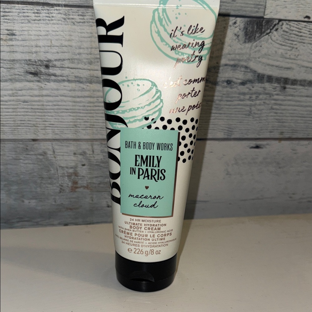 Bath & Body Works Emily in Paris Macaron Cloud Body Cream NEW